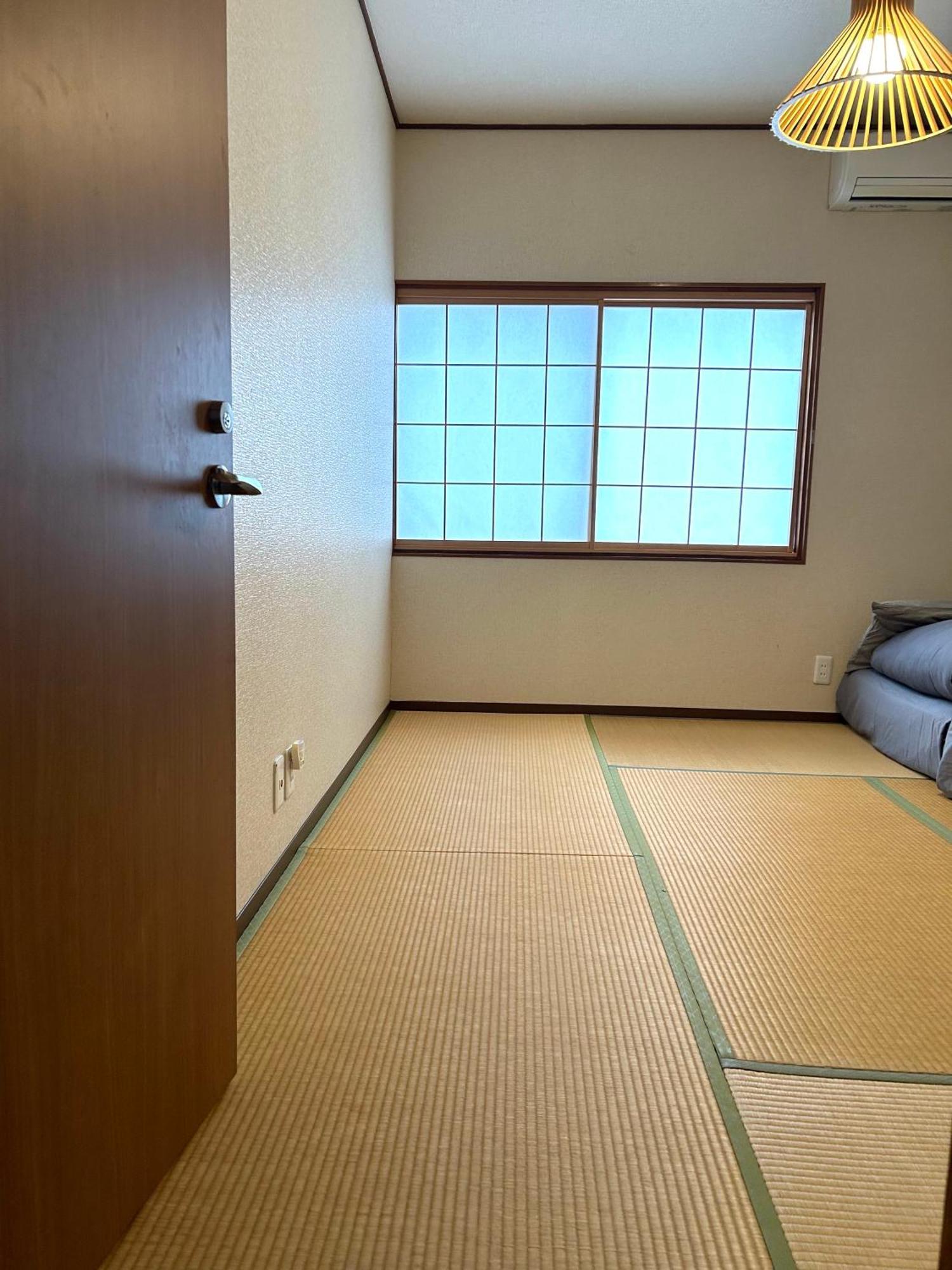 Guesthouse Hakuka Kanazawa Zewnętrze zdjęcie
